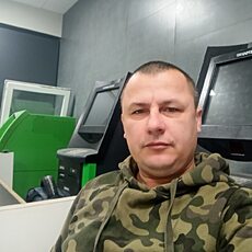 Тарас, 40, Короча