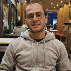 Валерий, 29, Горняк (ДНР)