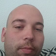 Олеж, 32, Камышлов