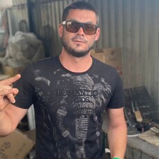 Юлиан, 32, Сертолово