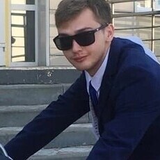 Лёва, 26, Волжский