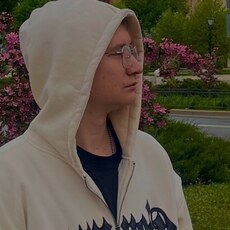 Данила, 22, Томари