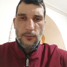 Валерий, 38, Карачаевск