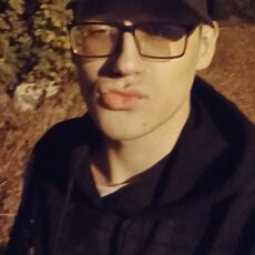 Тёма, 20, Пересвет