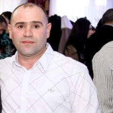 Вася, 41, Сурск