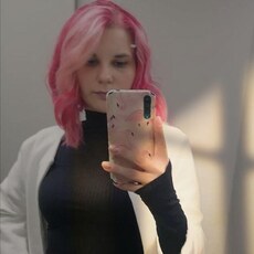 Оксана, 32, Североуральск
