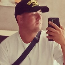 Веня, 27, Северск (ДНР)