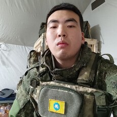 Владлен, 25, Сусуман