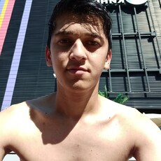 Вадик, 24, Киров (Кировская область)