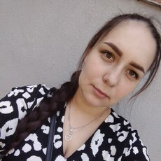 Валентина, 23, Усть-Лабинск