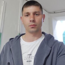 Василий, 32, Родники