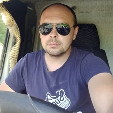 Олег, 37, Бирюсинск