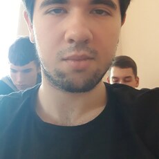 Радомир, 23, Сибай