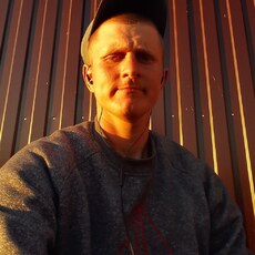 Мирослав, 27, Бор