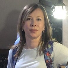 Лариса, 44, Камешково