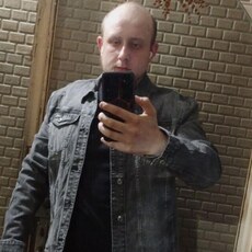 Лука, 26, Уяр