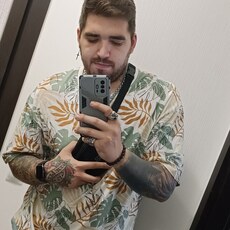 Гриша, 29, Высоцк