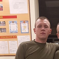 Эрик, 23, Болотное