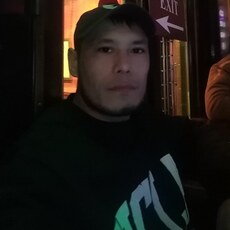 Гена, 35, Карпинск