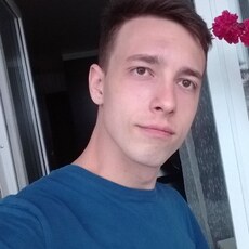 Валерий, 23, Темников