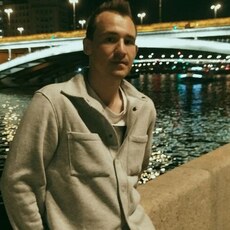 Исаак, 28, Магадан