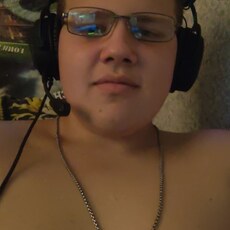 Вячеслав, 19, Черноголовка