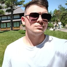 Денис, 25, Барыш