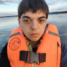 Валентин, 20, Мосальск