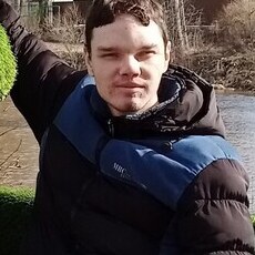 Вячеслав, 23, Кировск (ЛНР)