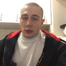 Тарас, 23, Катав-Ивановск