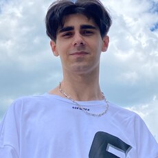 Ян, 22, Шарья