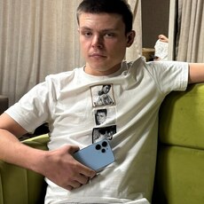 Захар, 26, Курган
