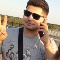 Вова, 22, Трёхгорный