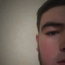 Руслан, 21, Лодейное Поле