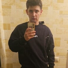 Виссарион, 26, Белебей