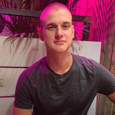 Семён, 27, Калач