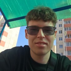 Харитон, 22, Константиновка
