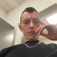 Веня, 26, Мурманск
