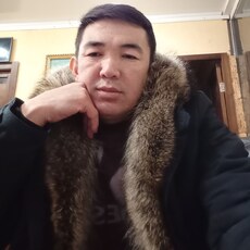 Василий, 32, Константиновск