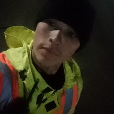 Серёга, 26, Тихвин
