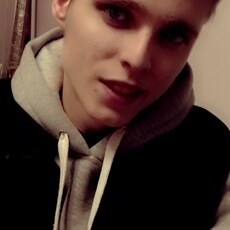 Петя, 24, Омск