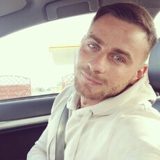 Валера, 32, Углич