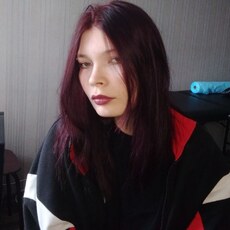 Оля, 27, Холмск