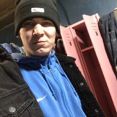 Петя, 25, Алагир