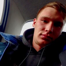 Эдуард, 21, Дубна