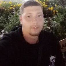 Виталий, 28, Псков