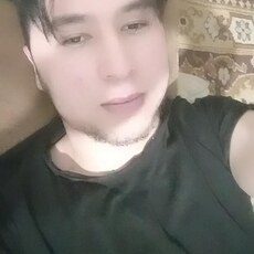 Денис, 22, Стародуб