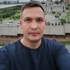 Лев, 36, Луза