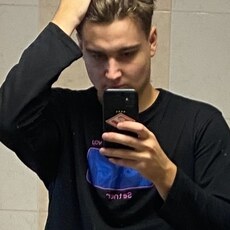 Боря, 21, Томари