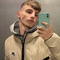 Макс, 21, Сальск